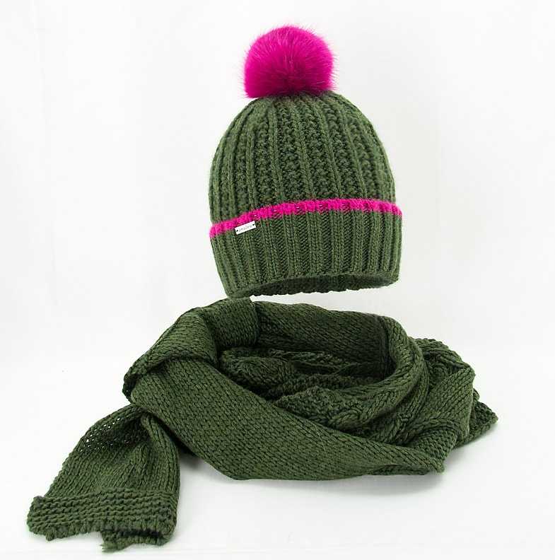 damski-zimowy-komplet-czapka-z-szalikiem-zielony